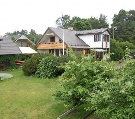 Bed and Breakfast Laane Pansion Käsmu Esterno foto